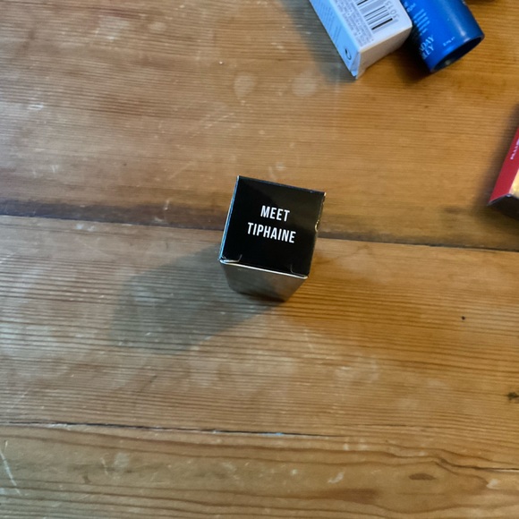 Free if bundled! NIB Josephine Liquid Lipstick, Cool Red (Meet Tiphaine) - Picture 4 of 7